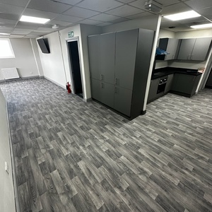 Commercial vinyl flooring