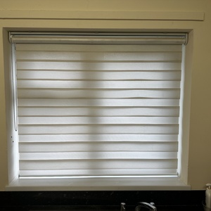 Day And Night Blind Closed Cream